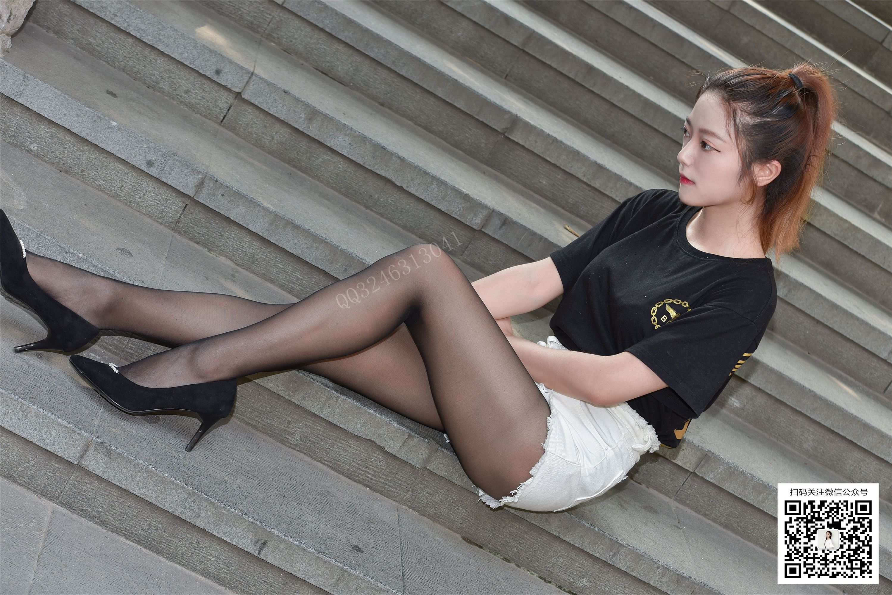 大生模拍 No.074 丽丽-黑丝脚的诱惑